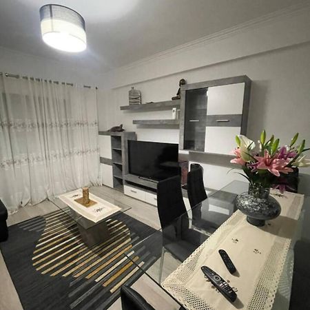 Quarto Calmo E Acolhedor Apartment Almada Bagian luar foto