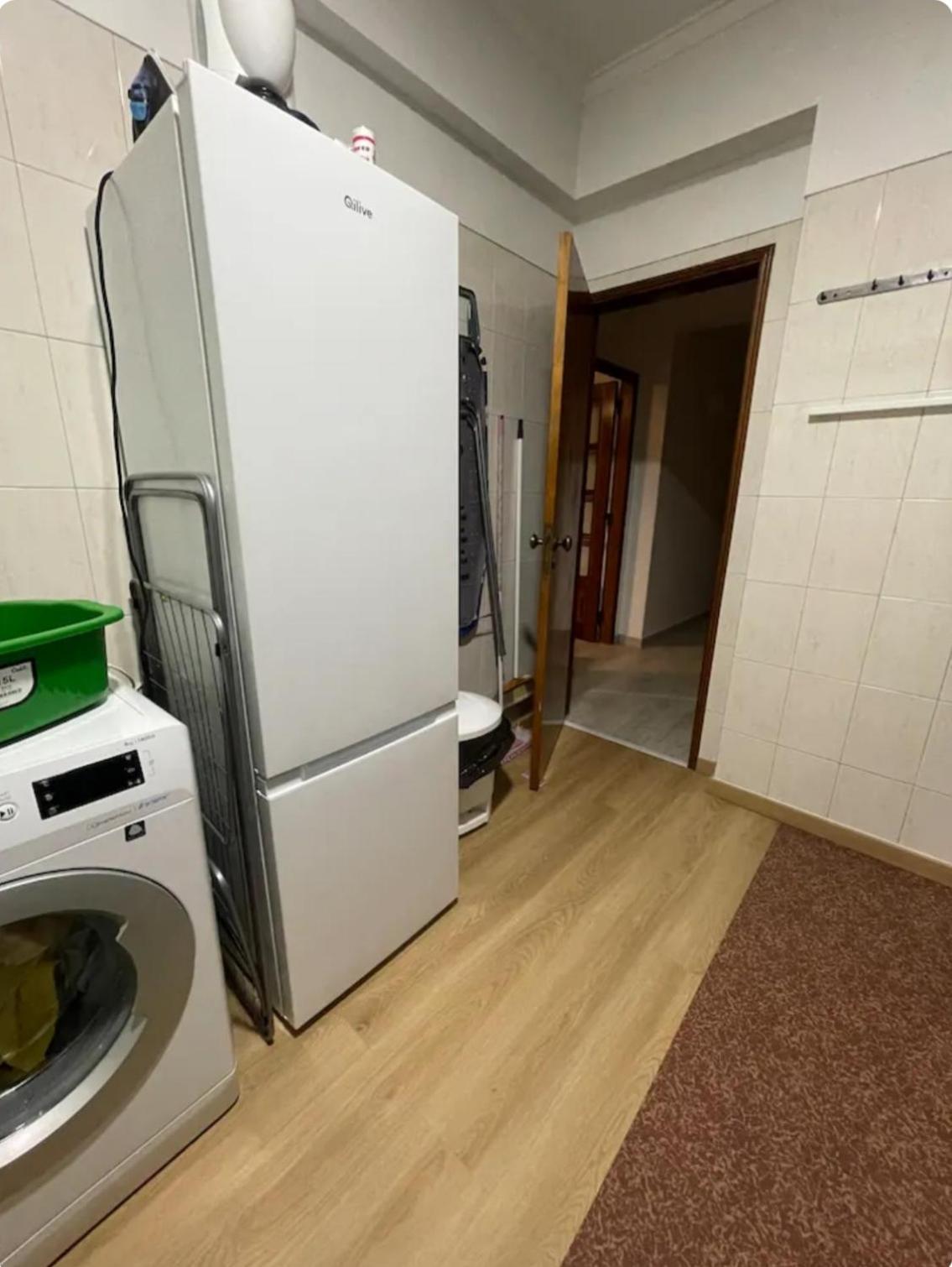 Quarto Calmo E Acolhedor Apartment Almada Bagian luar foto